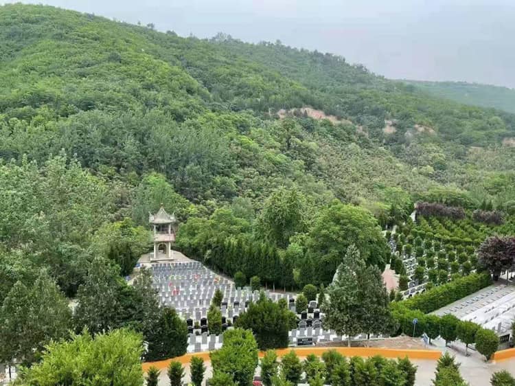 西安鯨魚溝壽陽(yáng)山圖片，西安炮里壽陽(yáng)山墓園電話