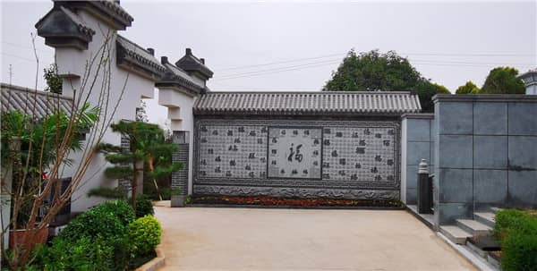 閻良漢皇樹(shù)葬骨灰公墓如何將墓園園林化、多樣化、藝術(shù)化和管理現(xiàn)代化、服務(wù)人性化的理念融入到日常運(yùn)營(yíng)中？