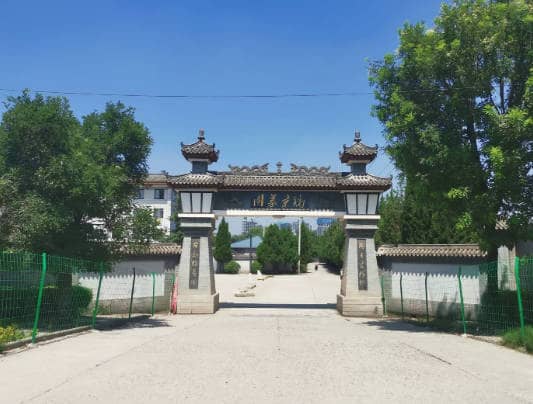 西安鎬京骨灰公墓提供哪些安葬方式？家屬可以享受哪些服務(wù)？