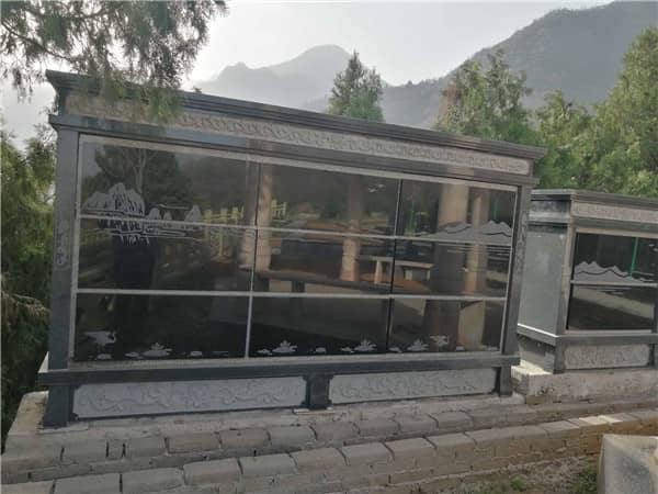 西安九龍山公墓有哪些獨特的文化元素，這些元素如何影響公墓的整體氛圍？