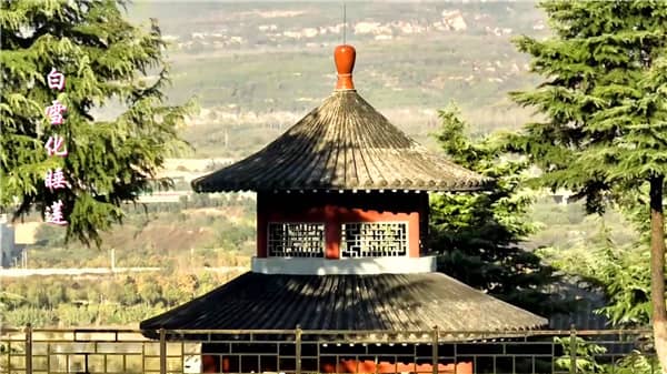 西安霸陵墓園新區(qū)中元節(jié)，緬懷故人