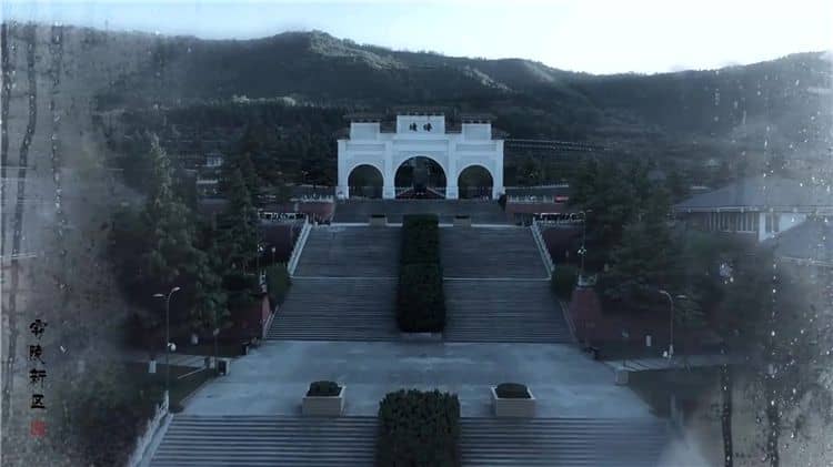 西安霸陵墓園新區(qū)在管理和服務(wù)上有哪些特色，如何確?？蛻魸M意？