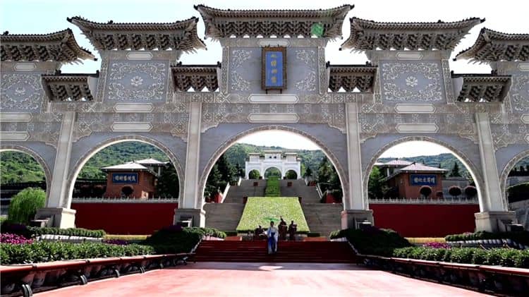 霸陵墓園的環(huán)境特色是什么？