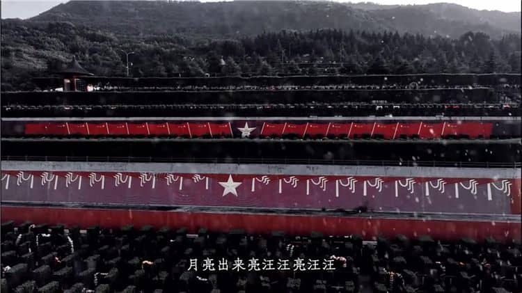軍魂園作為西安霸陵墓園新區(qū)的重要組成部分，它是如何傳承和弘揚(yáng)軍人精神的？
