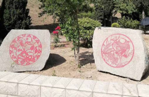 涇陽臥龍山福園在西安公墓市場(chǎng)中的定位是什么？它有哪些獨(dú)特之處？