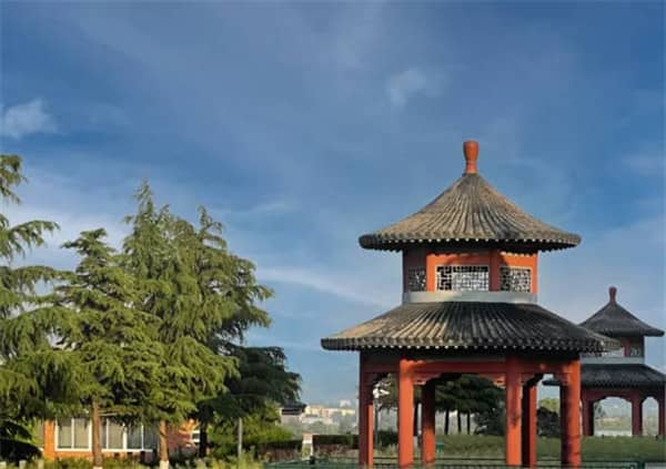 親家墓地能不能挨著？深入探討