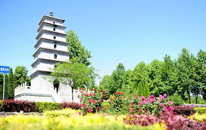 西安北二環(huán)墓地，致敬先人