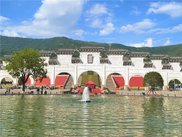 墓地占地面積與價格之間的關(guān)系是怎樣的？